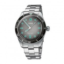 DIVERS SIXTY-FIVE
