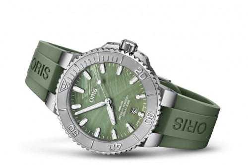 Oris Aquis Date New York Harbor Limited Edition