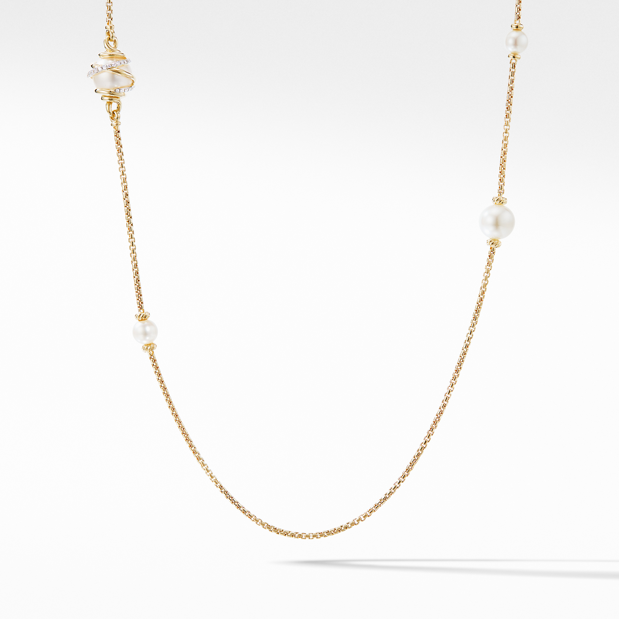 Helena Pearl Station Necklace in 18K Yellow Gold with Diamonds