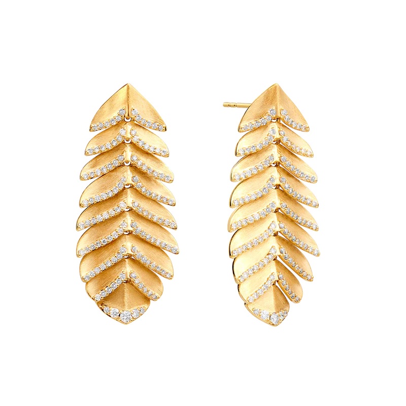 SYNA 18k Yellow Gold Jardin Satin Feather Diamond Earrings 