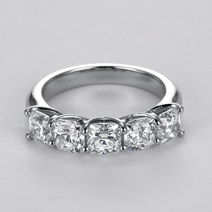 A Platinum Five Stone Band 