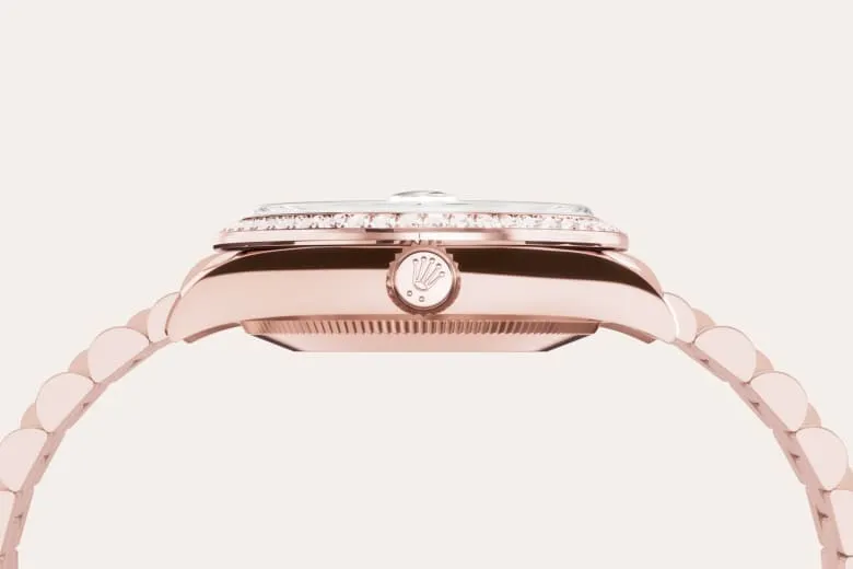18 kt Everose gold